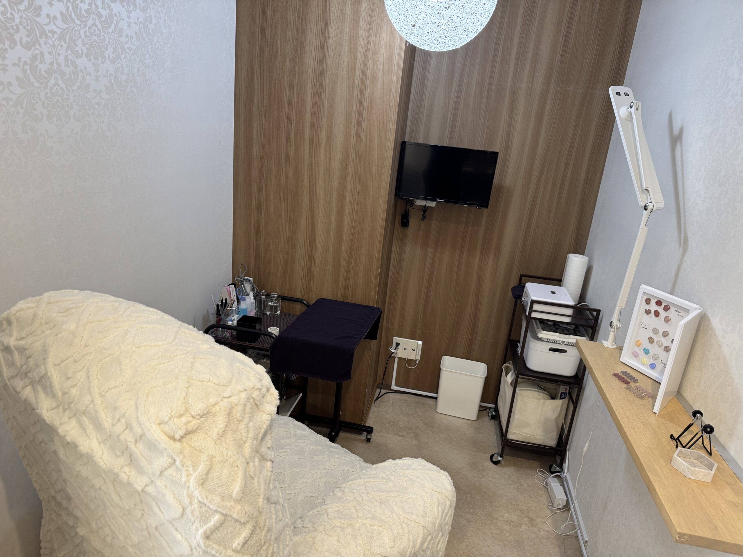 浜松市中央区の美容室 ALIA（アリア）小豆餅店 | お客様へ寄り添い体験を彩る美容室。アイラッシュ・アイブロウ・ネイルも展開。